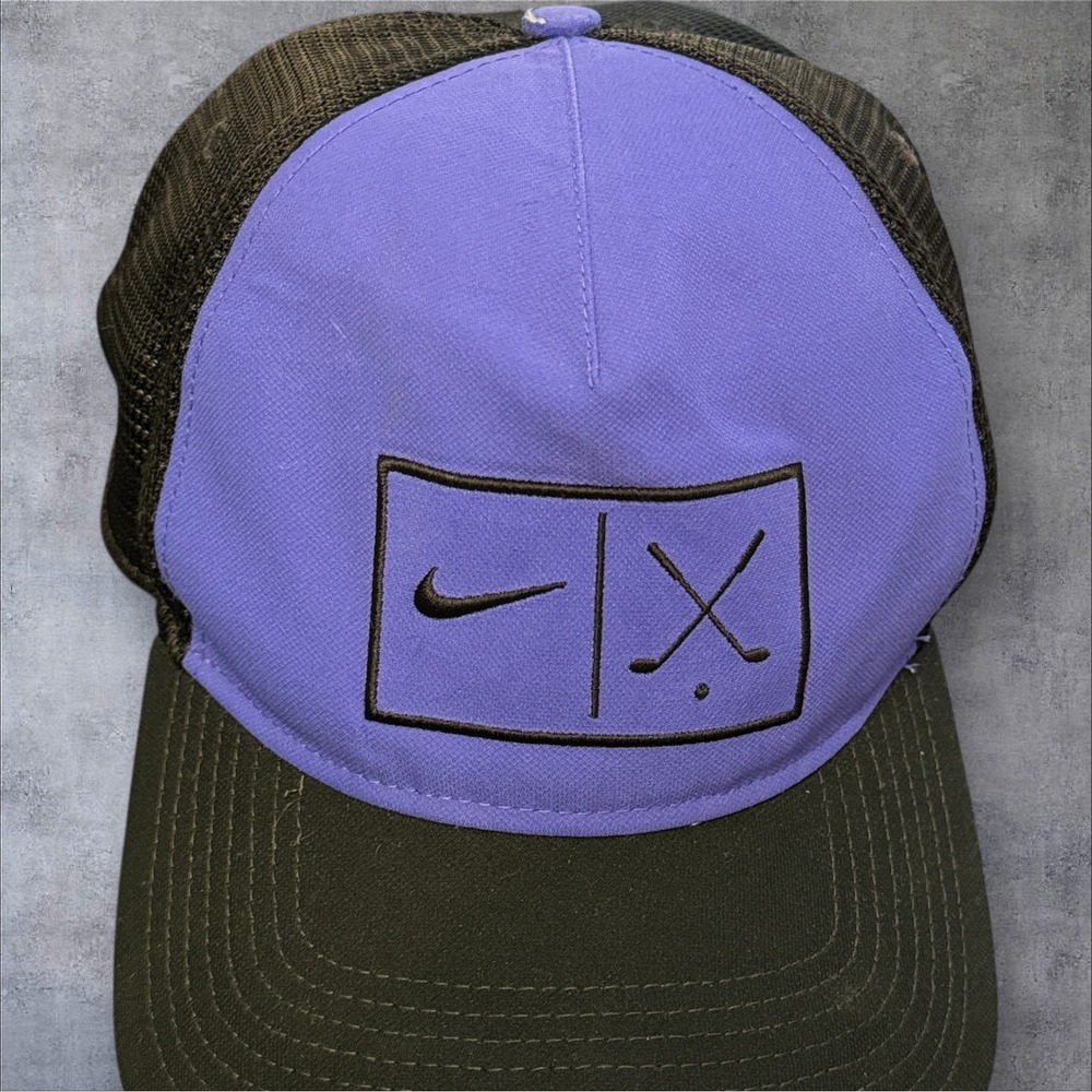 Nike Golf Trucker Hat OSFM Purple Black‎ Snapback Cross Club Sports Logo